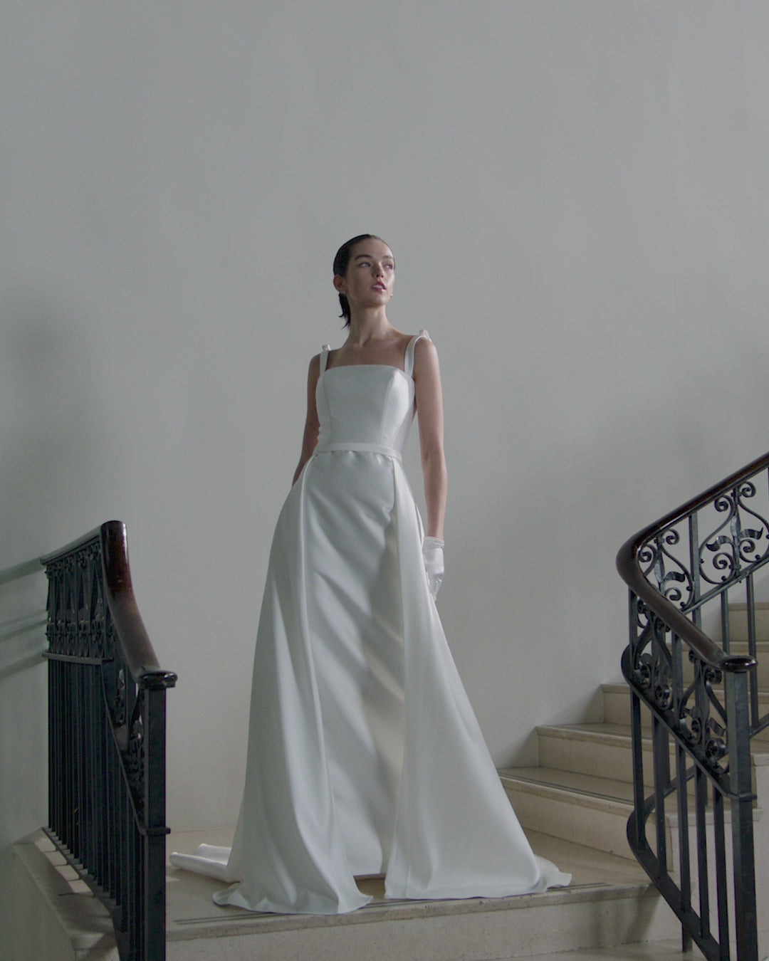 Harlow (40036B) (with separate overskirt)